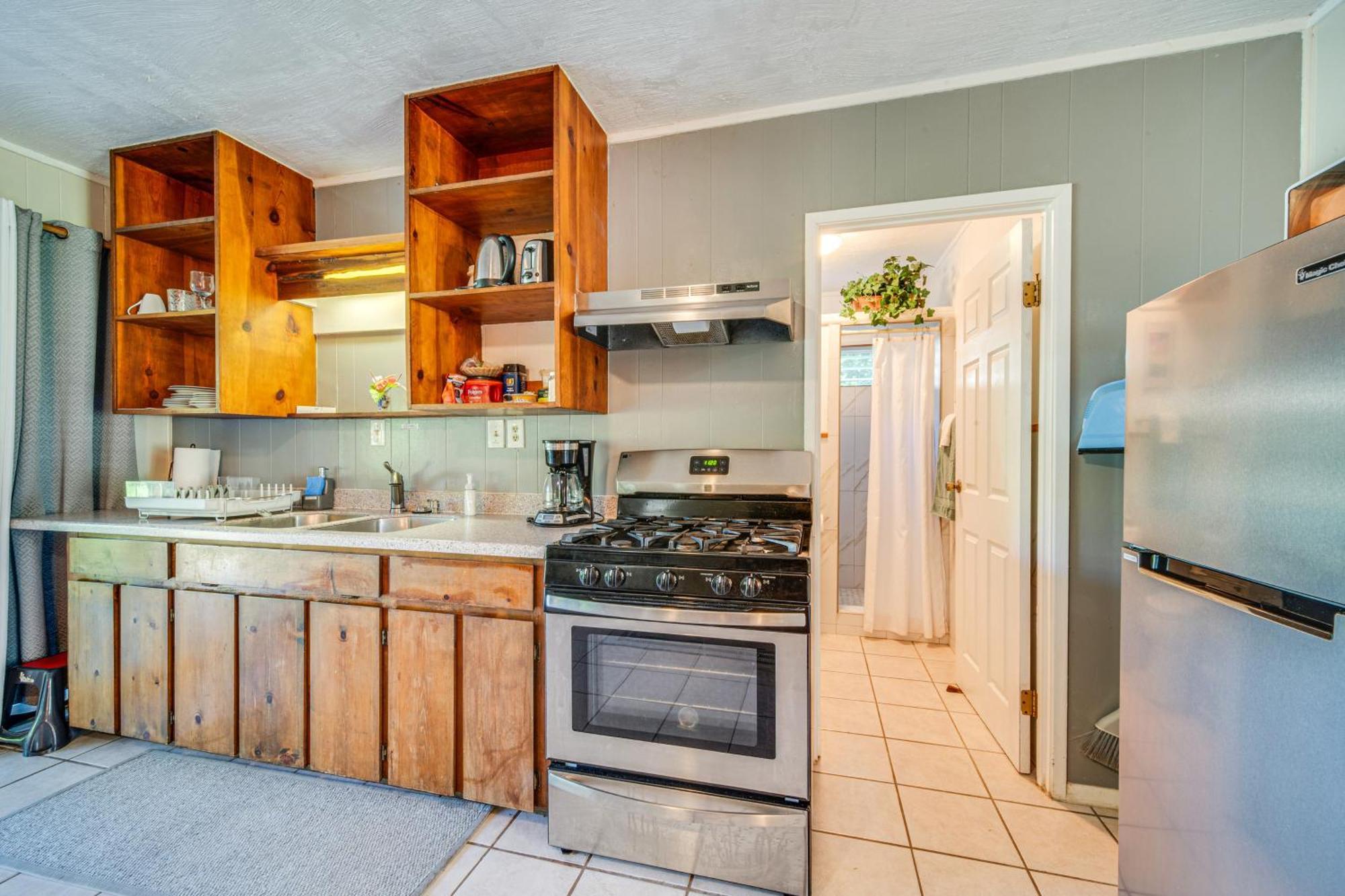 Appartamento On Beautiful Acre With Pool And Deck!