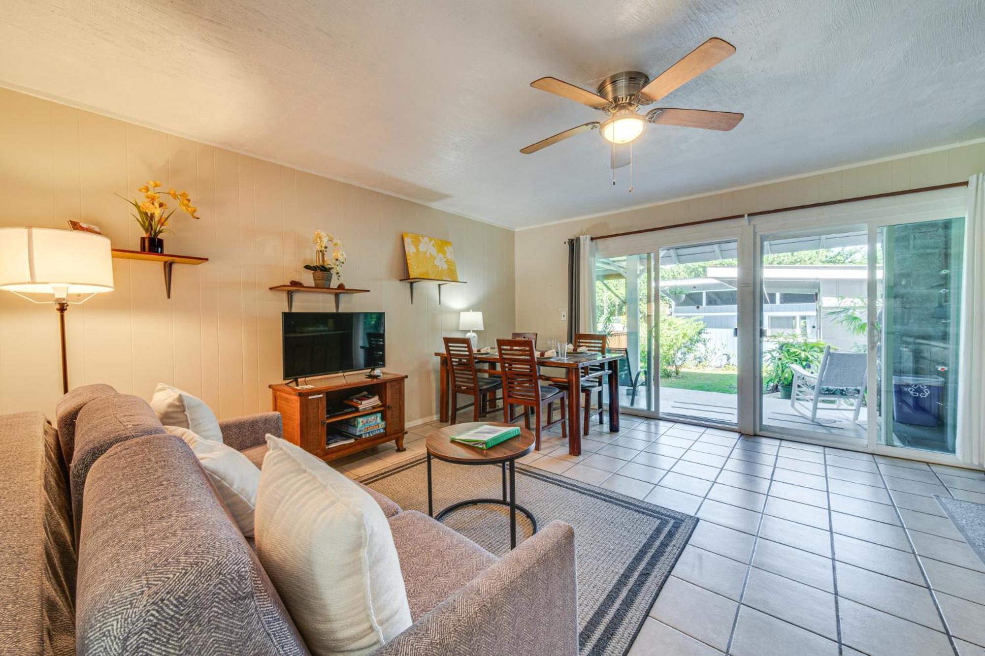 On Beautiful Acre With Pool And Deck! Appartamento Keaau
